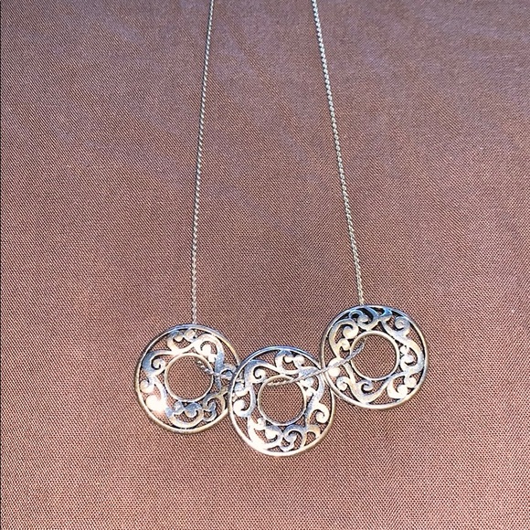 Necklace - Picture 2 of 3